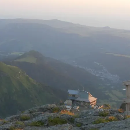 Le Progres Dorlotel 2* 르몽도레