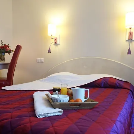 Le Progres Dorlotel 2* 르몽도레